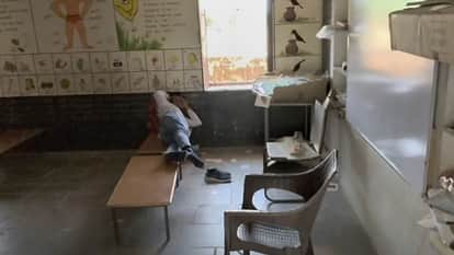 teachers slept in classroom while children carried utensils in 40°C in Nagaur