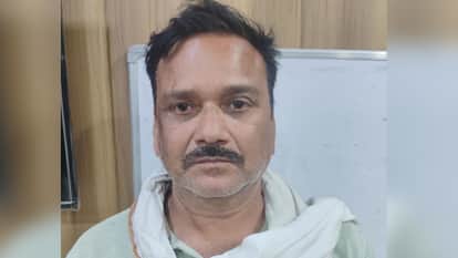 Kanungo Arrested for Taking Bribe in Bareilly