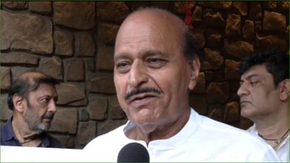 Prayer meet held in memory of veteran actor Bharat Kapoor Avtar Gill recalls their close bond