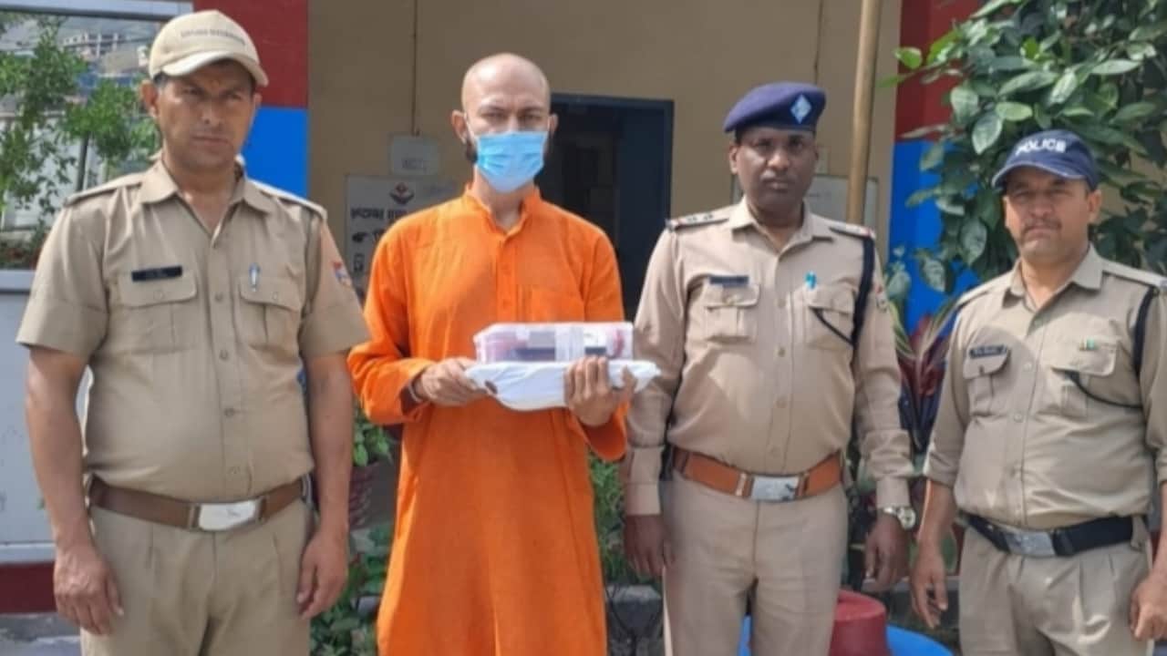 बांग्लादेशी गिरफ्तार