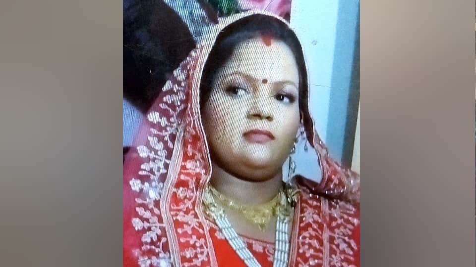 Cyber fraudsters held woman under digital arrest for several days distressed victim suicide in Bijnor