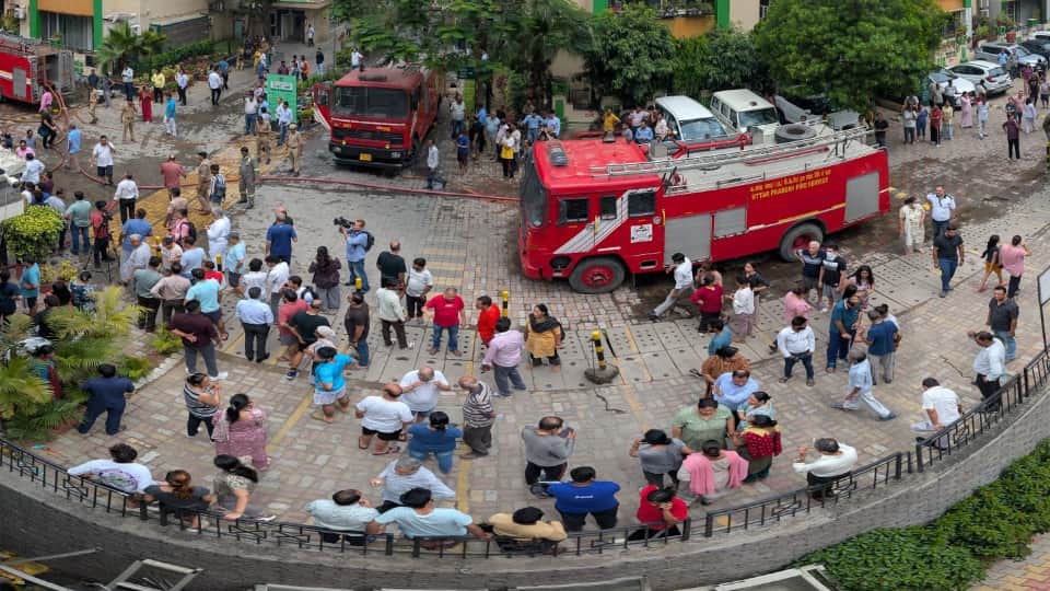 Household belongings reduced to ashes in flats engulfed by fire in Indirapuram of Ghaziabad