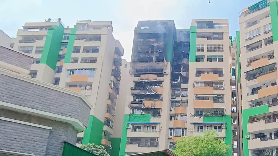 Household belongings reduced to ashes in flats engulfed by fire in Indirapuram of Ghaziabad