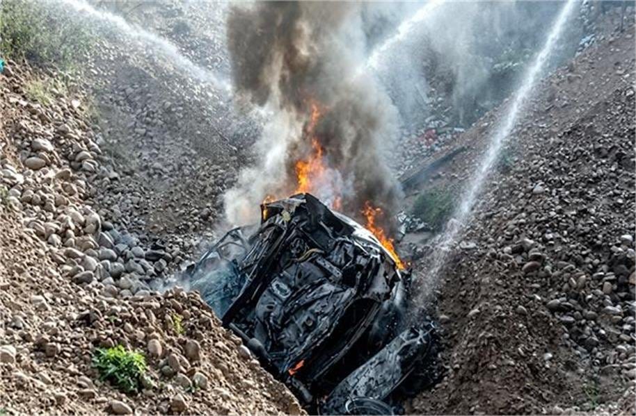 Fatal Crash in Himachal: Car Plunges Into 200-Meter Gorge. Key Safety Lessons for Mountain Driving