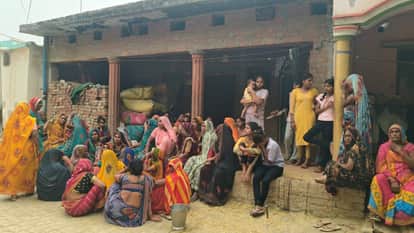 Unnao Road Accident Bolero Turns into Grave as Dumper Overturns No Respite Even to Let Out a Whimper