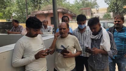 Unnao Road Accident Bolero Turns into Grave as Dumper Overturns No Respite Even to Let Out a Whimper