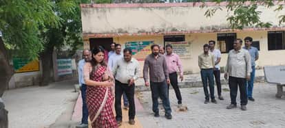 CDO’s Surprise Inspection at Barouli Aheer Block: Action on Absentee Staff, Salary Cut Ordered