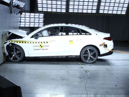 New Mercedes-Benz CLA Gets 5-Star Safety Rating in Euro NCAP Crash Tests