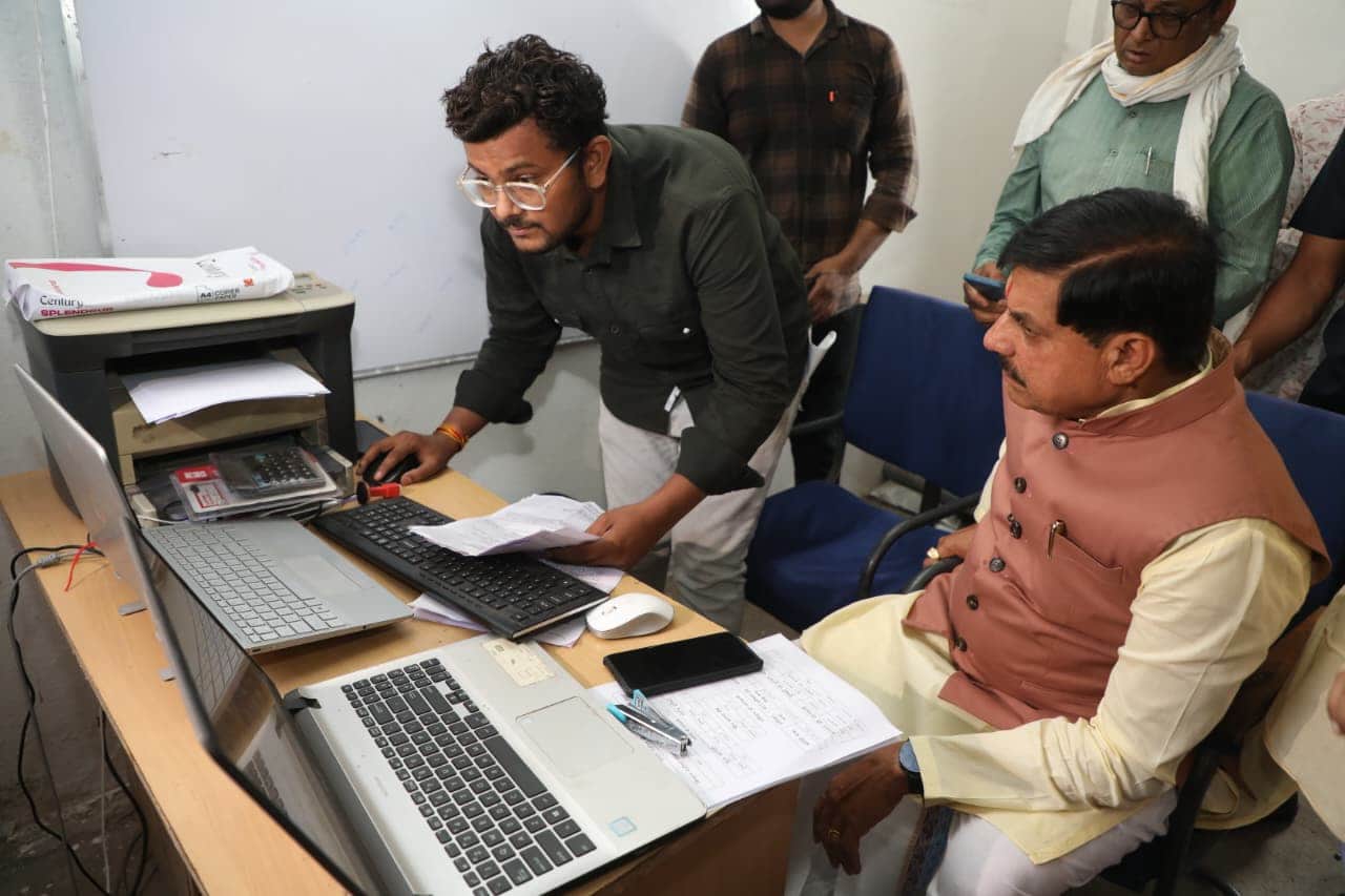 MP News: Wheat procurement date extended to May 23, CM conducts surprise inspection of procurement center, tal