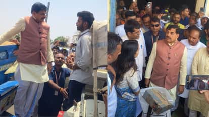 MP News: CM climbs on trolley, directly interacts with farmers… Dr. Mohan Yadav's unique style emerges