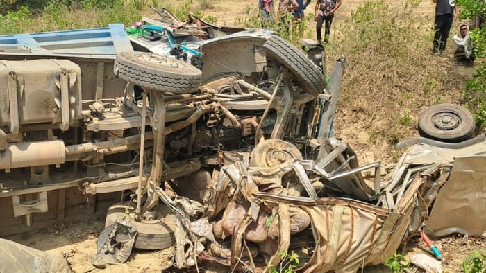 Unnao Road Accident Dumper Collides with Bolero and Overturns onto It Six Dead Including Mother and Daughter