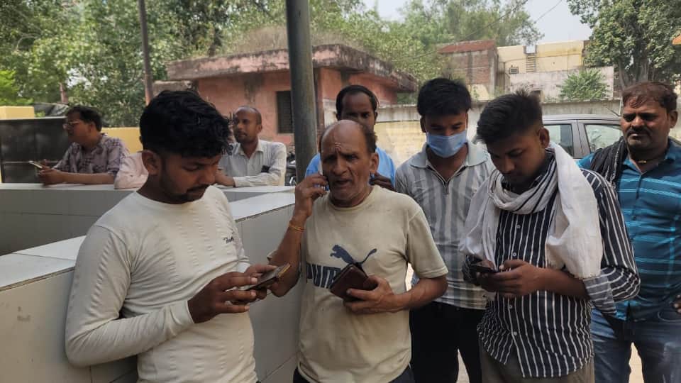 Unnao Road Accident Dumper Collides with Bolero and Overturns onto It Six Dead Including Mother and Daughter