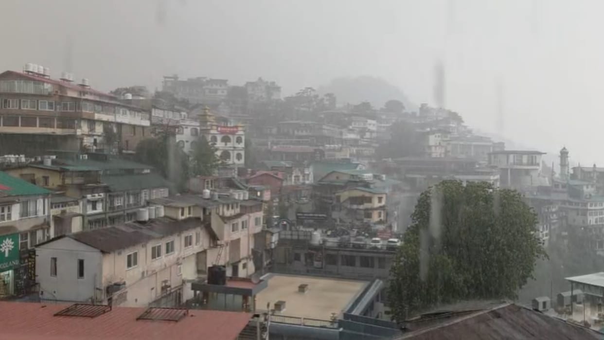 Uttarakhand Weather News Snowfall hailstorm in the high altitude areas of Chamoli district