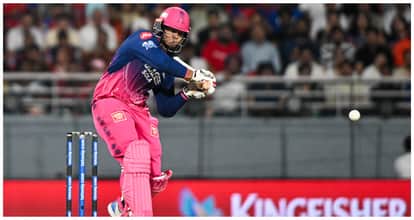 IPL 2026 Playoff Race Scenario Gujarat Titans and Royal Challangers Bengaluru in top 2 CSK