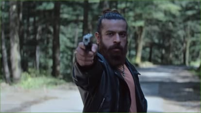 Undekhi The Final Battle Review: Harsh Chhaya Surya Sharma Ankur Rathee Dibyendu Bhattacharya Series Sony LIV