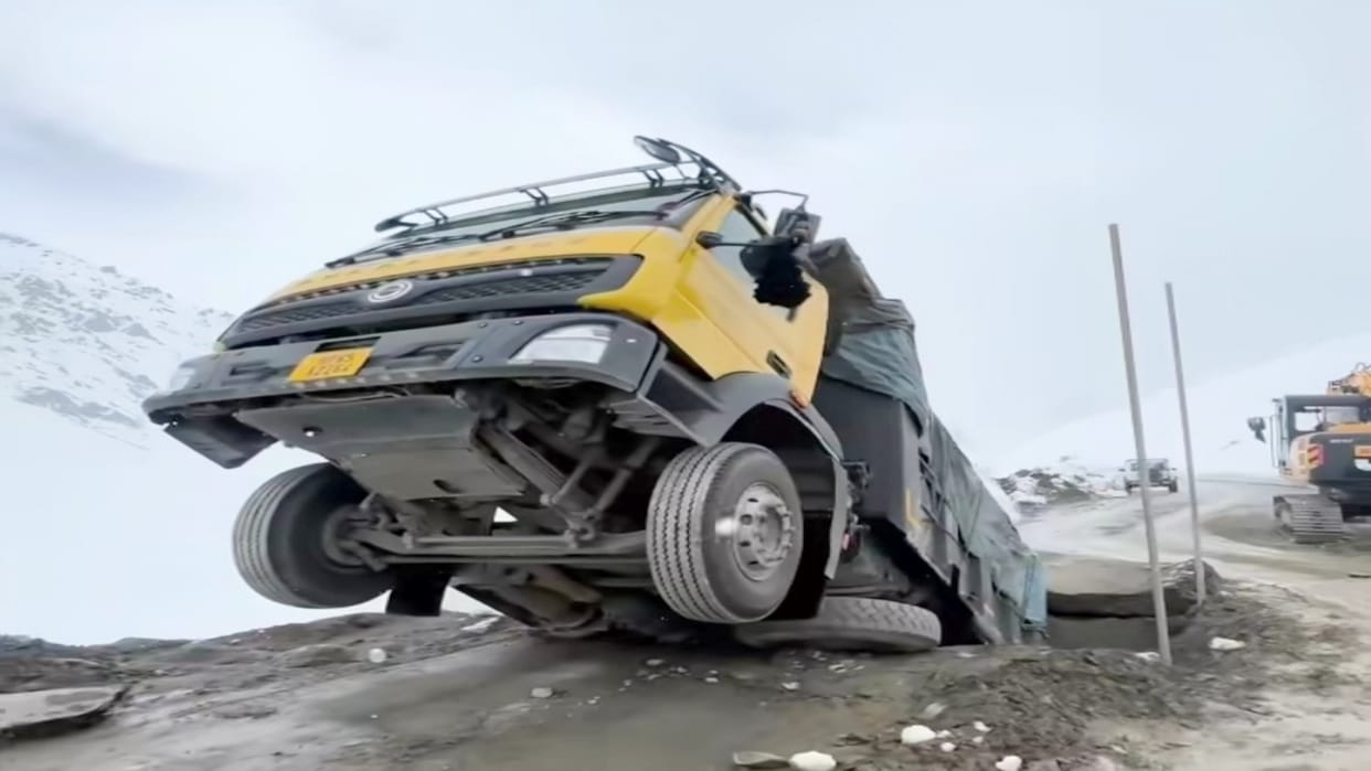 Truck left dangling in mid air after road collapses on Darcha Shinkula Padum route; watch video.