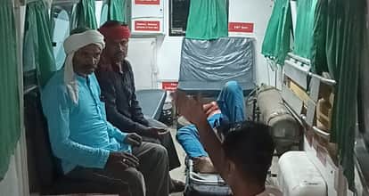 Fatehpur Dumper violently rams into motorcycle two youths dead third injured villagers stage road blockade