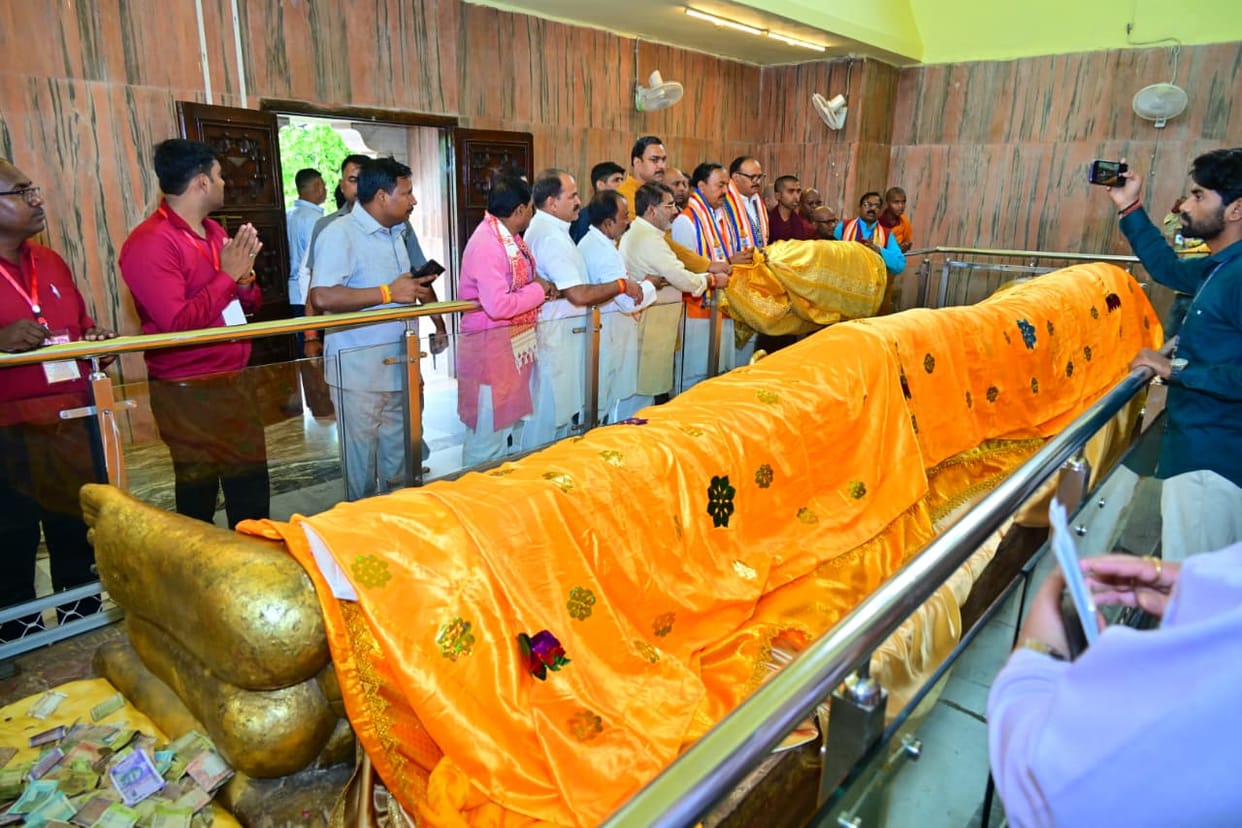 UP: Deputy CM Keshav Maurya said – Buddha's message for world peace is most relevant today, only then peace is