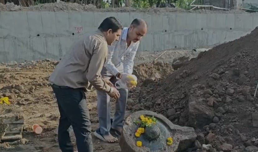 ujjain-mahakal-excavation-ancient-shivling-found-simhastha-preparation