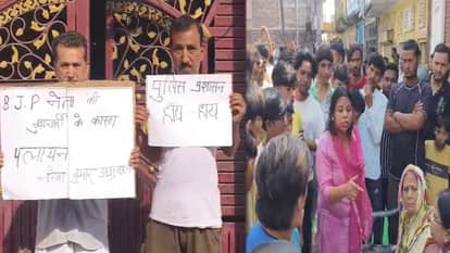 Muzaffarnagar: Villagers Protest Alleging Assault by BJP Leader, Police Seek Two Days for Action