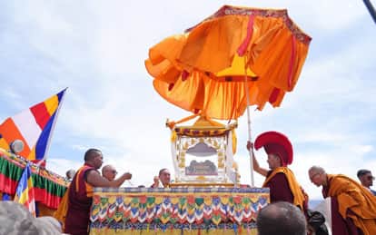 Amit Shah inaugurates exposition of holy Buddha relics in Leh