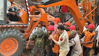 Bridge under construction collapses, many workers feared pressured