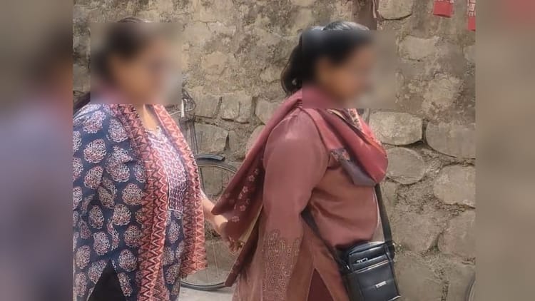 धर्म परिवर्तन केस: हिंदुओं को ईसाई बनाने को कोशिश करने वाली महिलाएं थीं क्रिप्टो क्रिश्चियन, गिरोह की आशंका