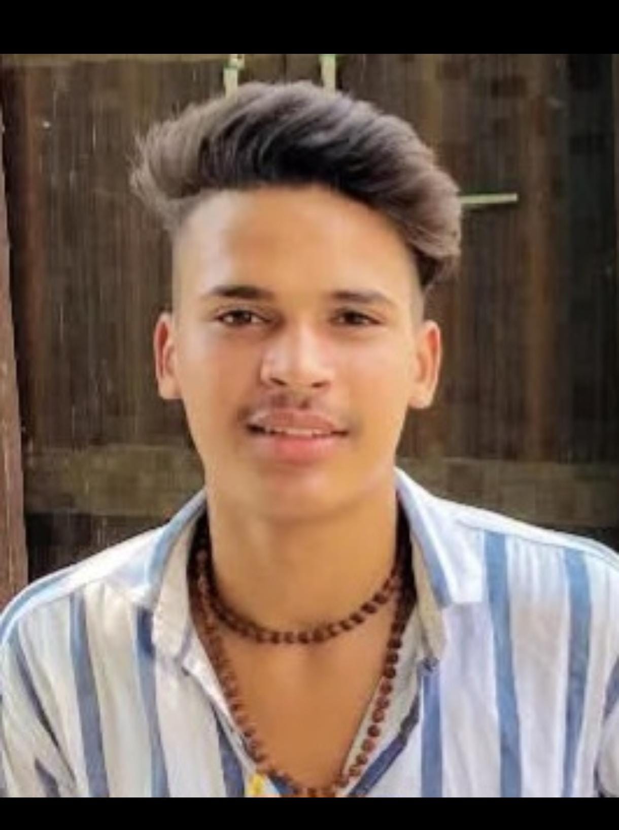Youth Found Hanging at Police Outpost; Family Alleges Murder and Stages Roadblock; Outpost In-charge Suspended
