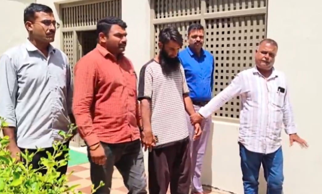 Gujarat Accused Spreading ISIS Ideology Arrested in Kutch Was Propagating via Social Media