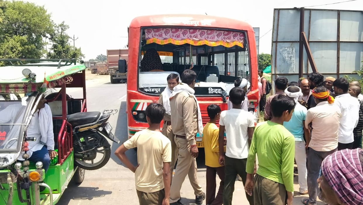 Fatehpur Roadways Bus Runs Over Motorcyclists Hotel Employee Dies Gunman Critically Injured and Hospitalized