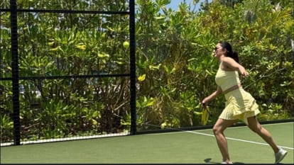 kiara advani shared hot beach pictures while enjoying vacation with family