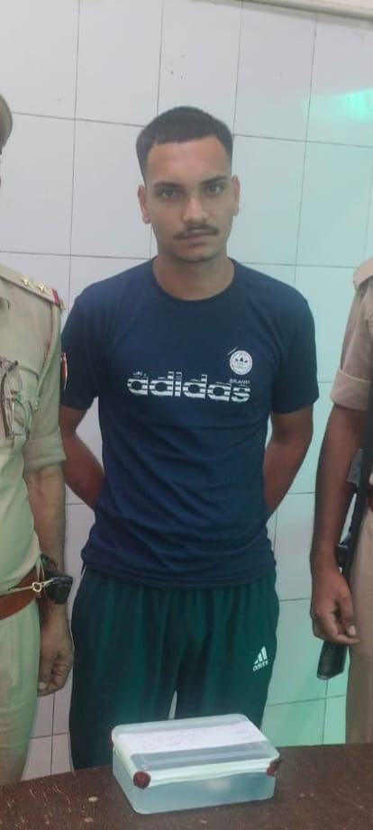 पुलिस कस्टडी में मैजुल