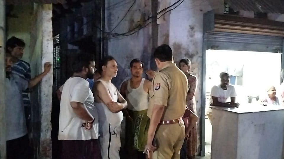 Clash between two groups in Vrindavan