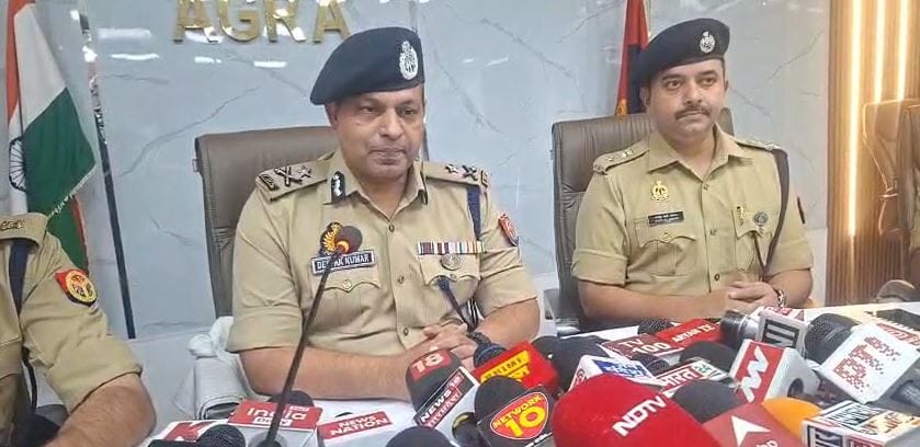 पुलिस आयुक्त दीपक कुमार