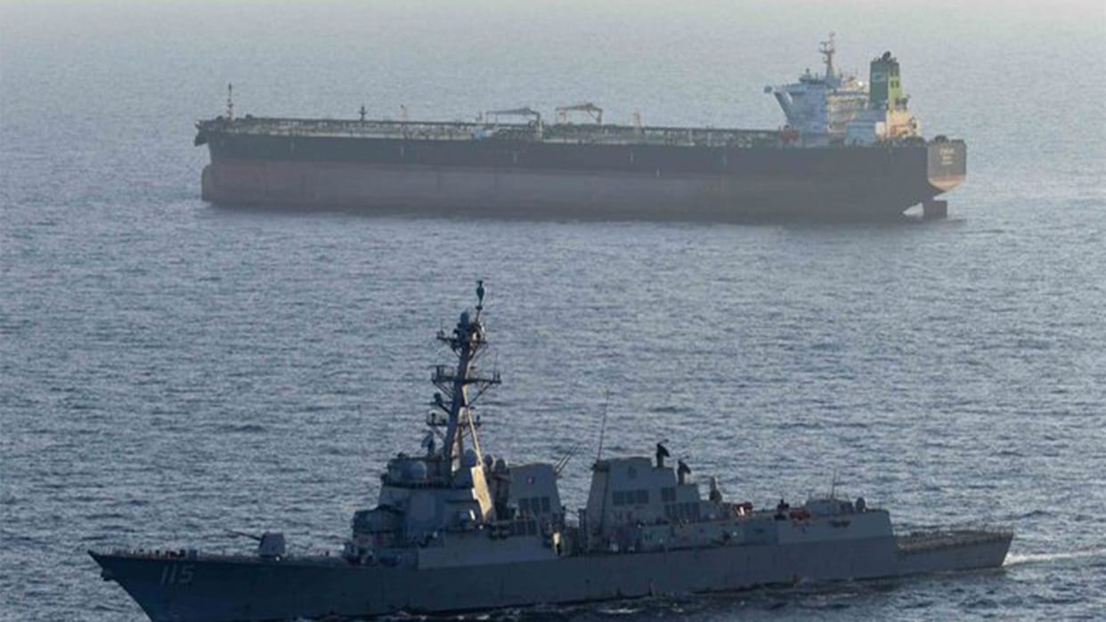 US warns shippers of sanctions if they pay toll to Iran for Hormuz passage global trade risk