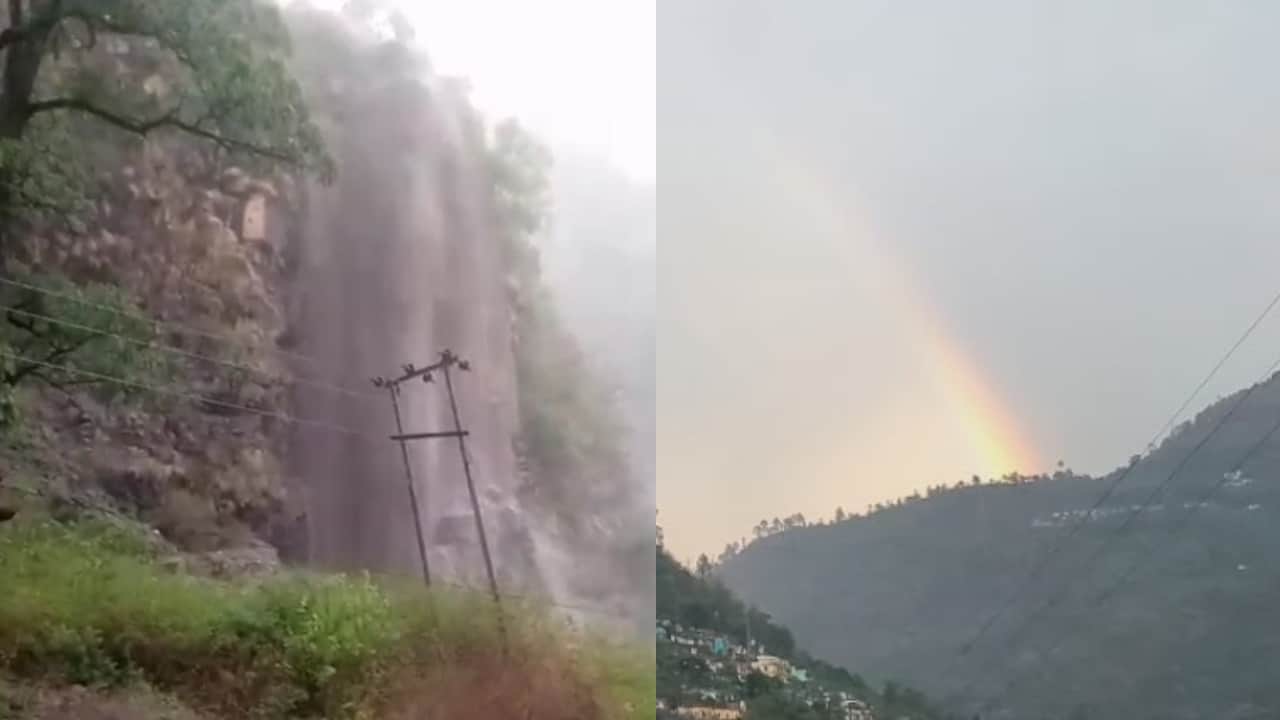 काले पानी के झरने के साथ बोल्डर आकर गिरे।