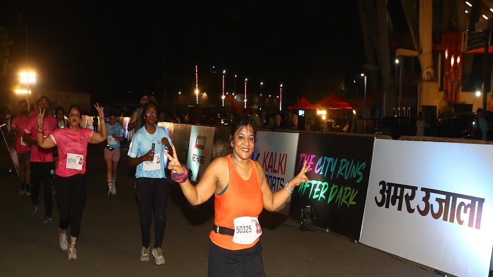 Night Runner Delhi 2026: The capital shines in the dark, hundreds of steps write a fitness story