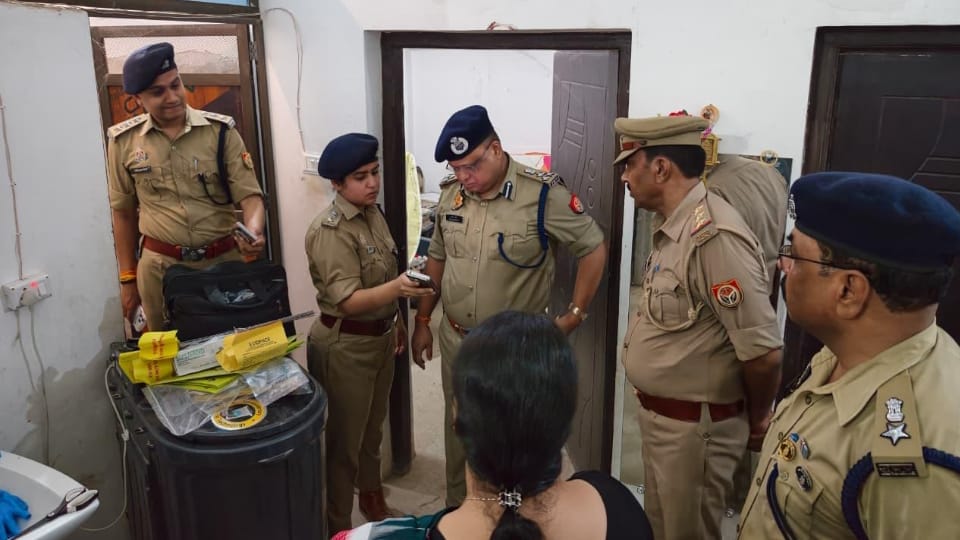 Ambedkarnagar murder Case Niyaz Questions Encounter of Aamir who Kill Four Children and Mother