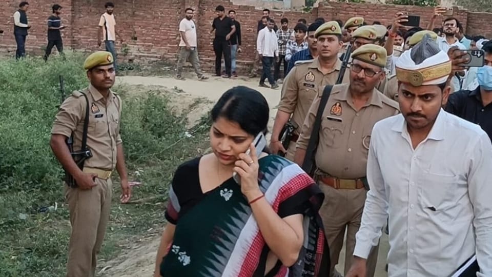 Four Children Murder in ambedkarnagar UP Children Had Not Left House After Returning from School