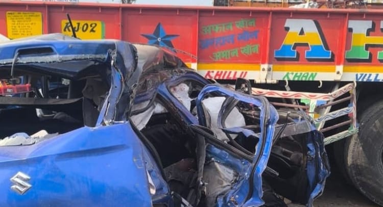 Bihar Accident: मुजफ्फरपुर में भीषण सड़क हादसा, ट्रक-कार की टक्कर में चार लोगों की मौके पर मौत