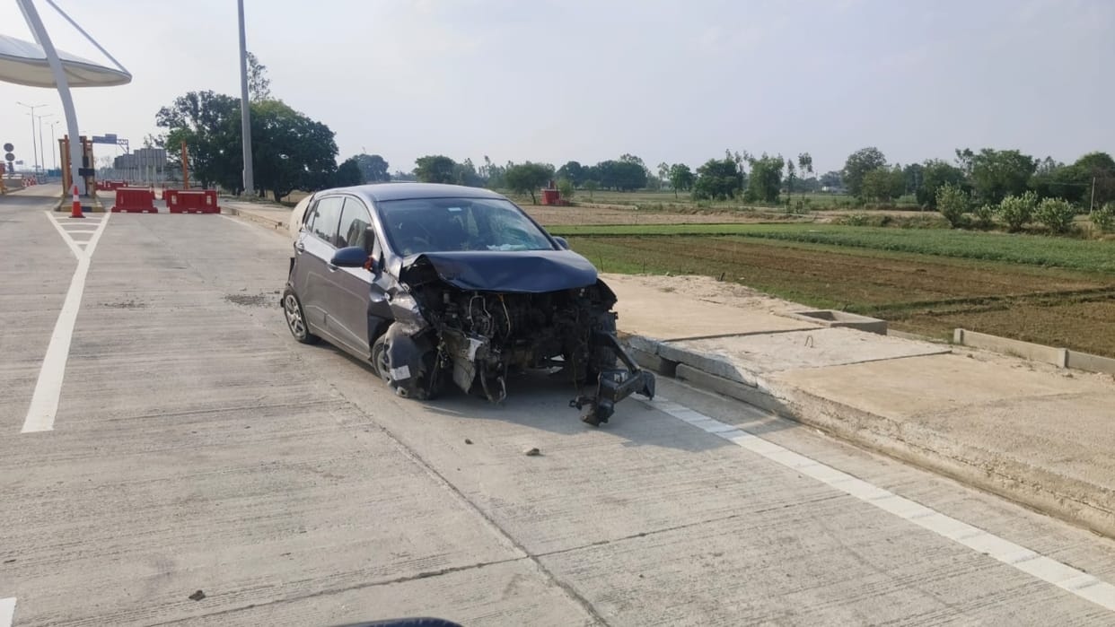Car Accidents on Ganga Expressway in Budaun