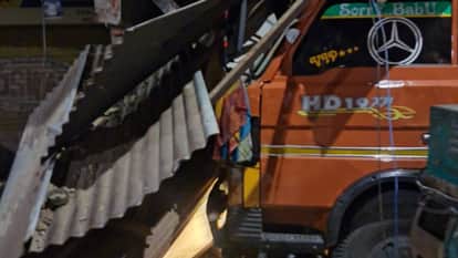 DCM crashes into shop along Badaun-Moradabad Highway