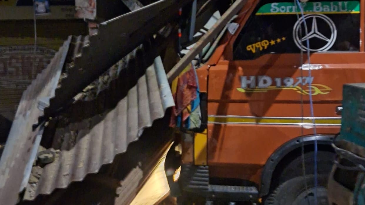 DCM crashes into shop along Badaun-Moradabad Highway