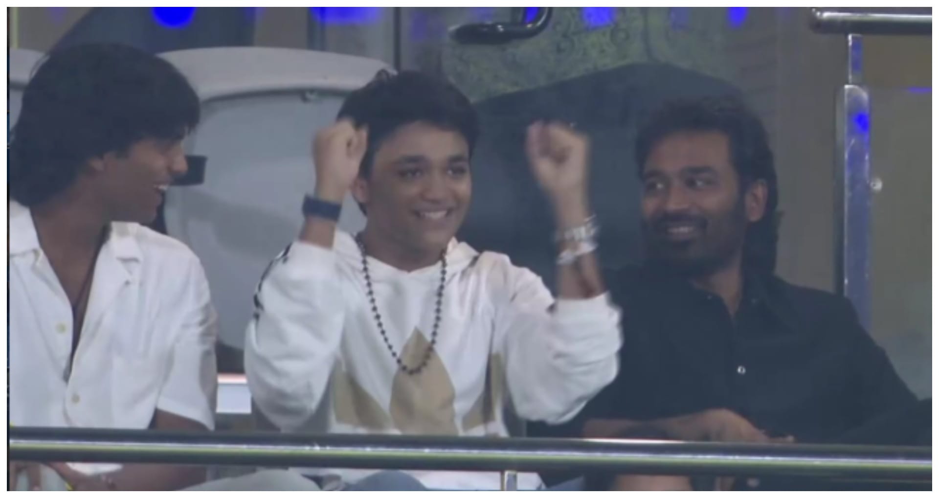 CSK vs MI IPL 2026: Ruturaj Flying Kiss, Mahieka Reaction Kartik Sharma Dhoni Gun Celebration, Dhanush Chepauk