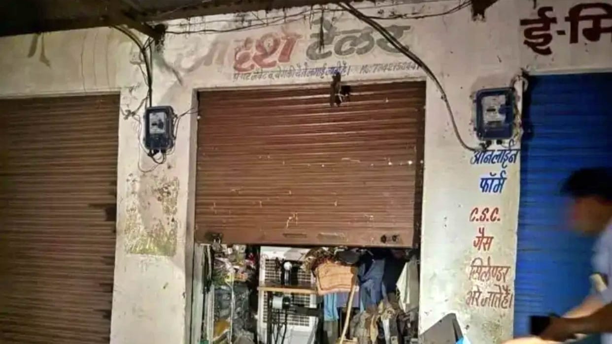 Salumber News: Electrocuted while closing shop shutter; tailor suffers tragic death; police investigation