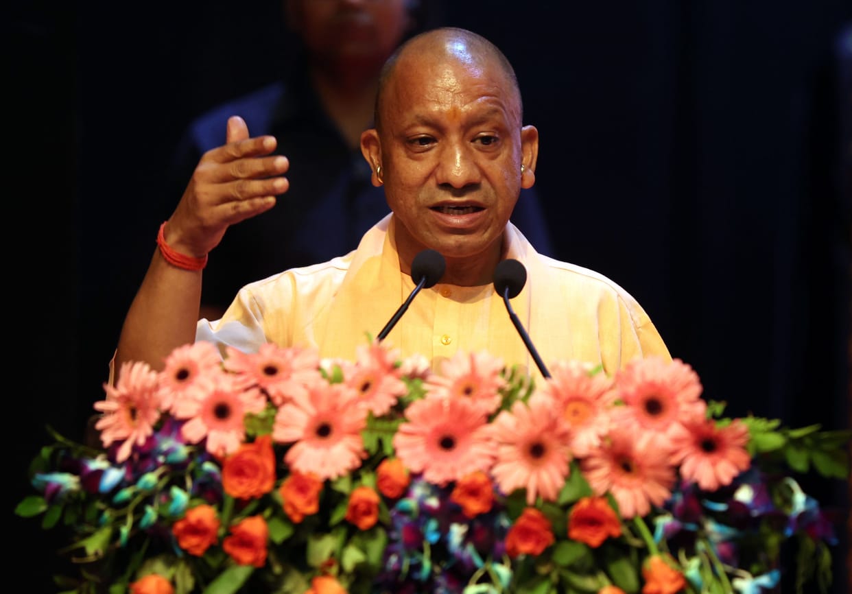 UP: CM Issues Strict Directives Regarding Loss of Life Due to Storms and Rain—Compensation Within 24 Hours; No