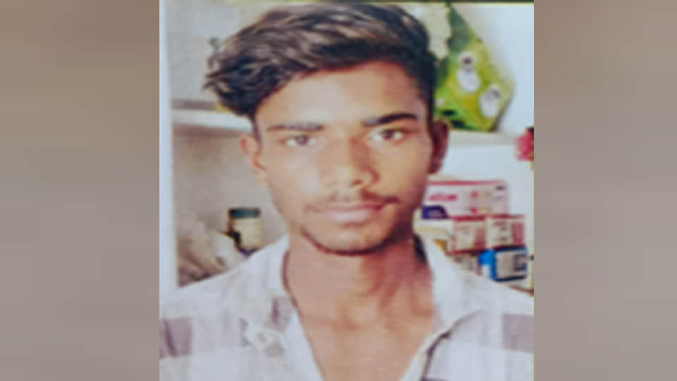 किशोर की फाइल फोटो