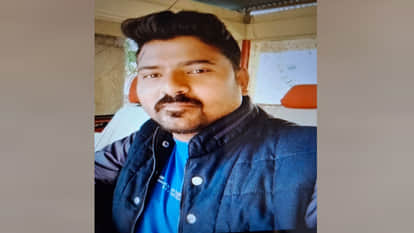 Hardoi: Two Motorcycles Collide While Overtaking a Bus; One Dead, Four Injured Including a Couple