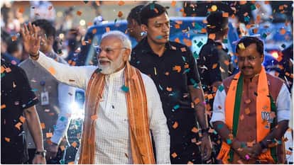 भाजपा मुख्यालय पहुुंचे पीएम मोदी