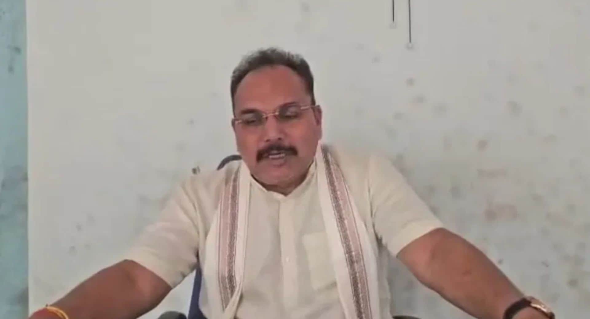 कांग्रेस विधायक दल के नेता प्रदीप यादव
